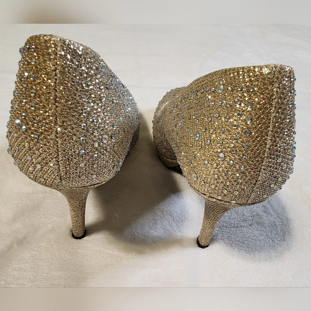 Silver Slipper Mirage Gold Rhinestone Beaded Pumps, 3 Inch‎ Heel, EUC, Size 6.5